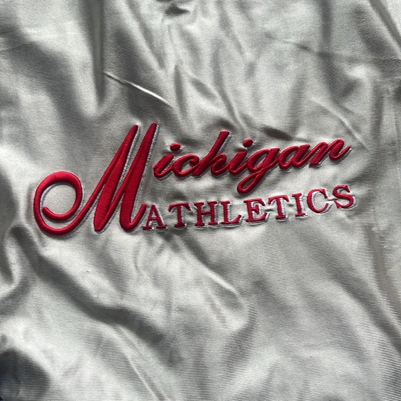 Vintage embroidered Michigan athletics - Picture 2 of 4